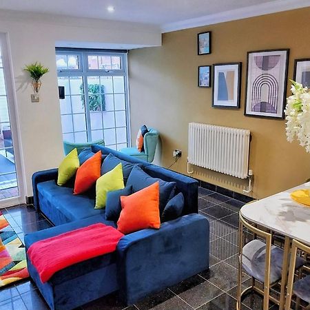 Charming 3-Bedroom House With Garden In Portsmouth, Close Parking, Train Station & Gunwharf Zewnętrze zdjęcie