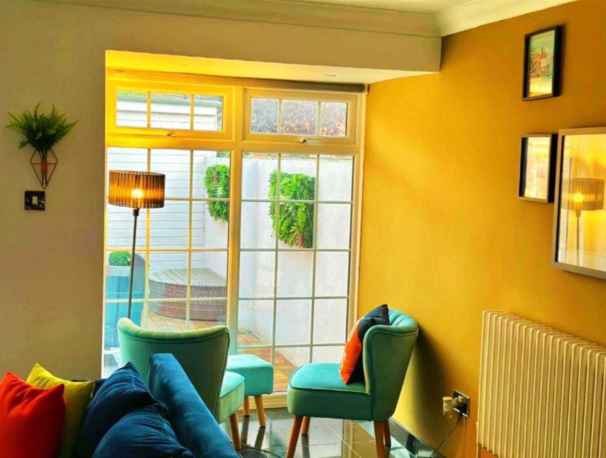 Charming 3-Bedroom House With Garden In Portsmouth, Close Parking, Train Station & Gunwharf Zewnętrze zdjęcie